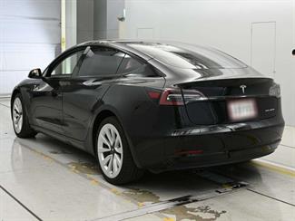 2021 Tesla Model 3 - Thumbnail