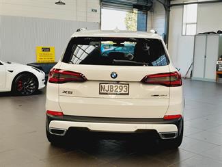 2021 BMW X5 - Thumbnail