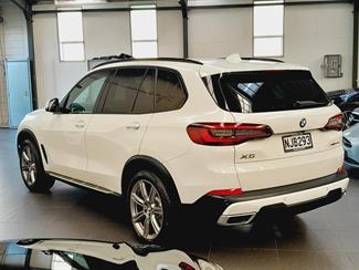 2021 BMW X5 - Thumbnail