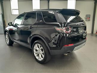 2016 Land Rover Discovery Sport - Thumbnail