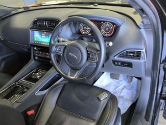 2019 Jaguar F-Pace - Thumbnail