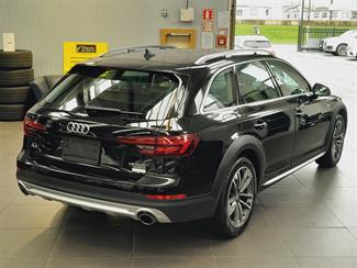 2017 Audi A4 - Thumbnail