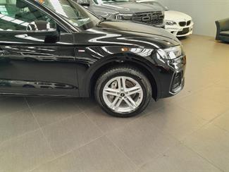 2022 Audi Q5 - Thumbnail