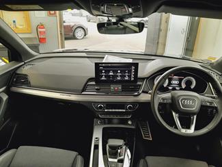 2022 Audi Q5 - Thumbnail