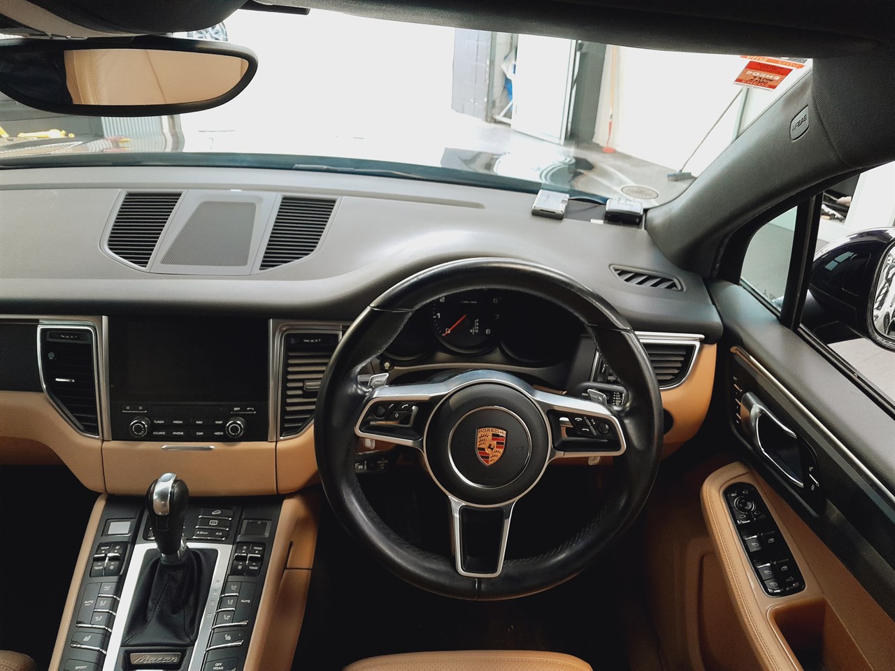2018 Porsche Macan