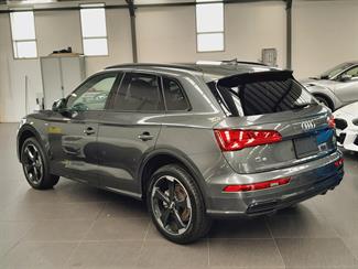 2020 Audi Q5 - Thumbnail