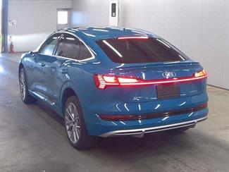 2020 Audi E-tron - Thumbnail