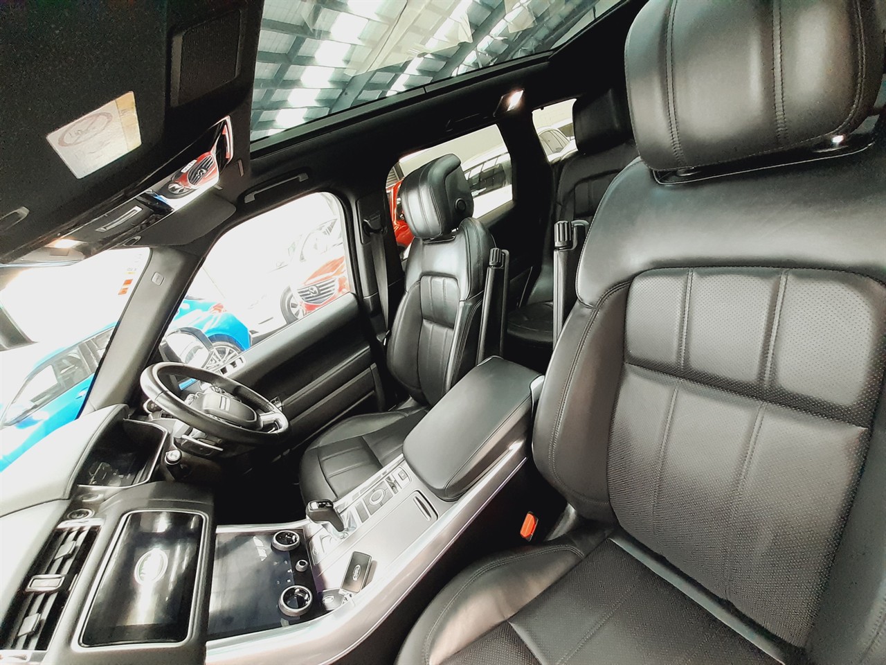 2020 Land Rover Range Rover Sport