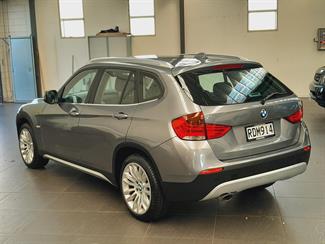 2010 BMW X1 - Thumbnail