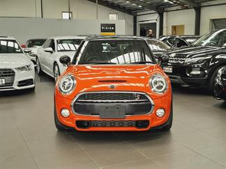 2018 Mini Cooper - Thumbnail