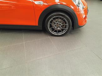 2018 Mini Cooper - Thumbnail