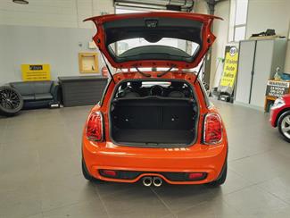 2018 Mini Cooper - Thumbnail