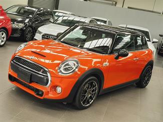 2018 Mini Cooper - Thumbnail