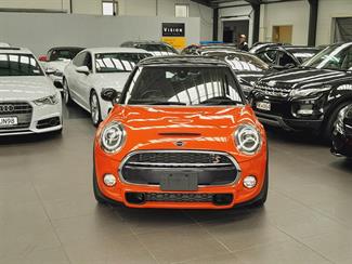 2018 Mini Cooper - Thumbnail