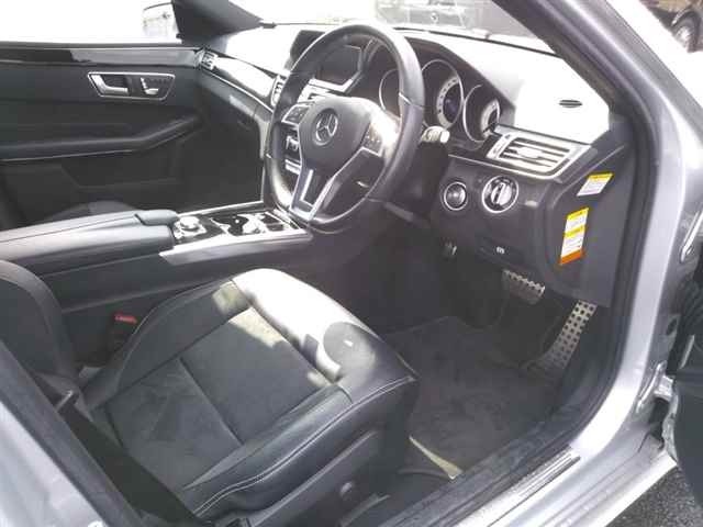 2015 Mercedes-Benz E 220