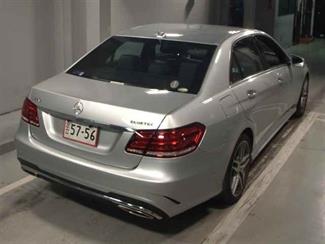 2015 Mercedes-Benz E 220 - Thumbnail