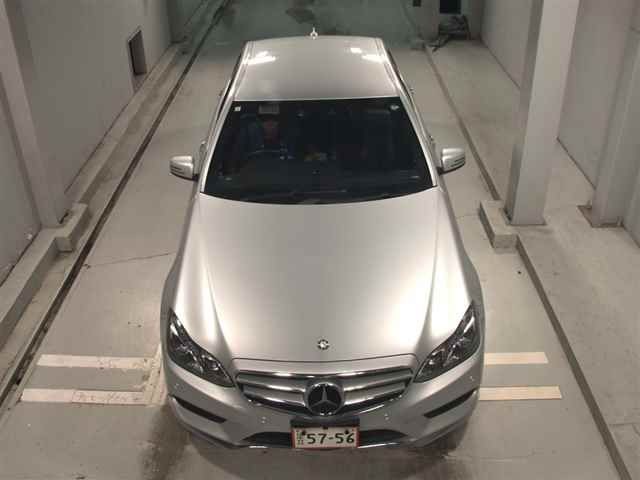 2015 Mercedes-Benz E 220