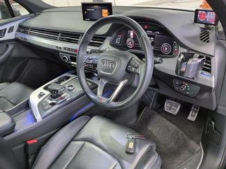 2016 Audi Q7 - Thumbnail