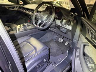 2016 Audi Q7 - Thumbnail