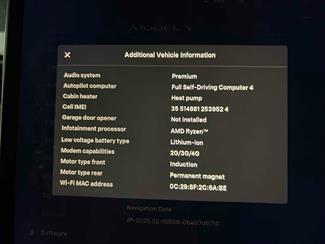 2024 Tesla Model Y - Thumbnail