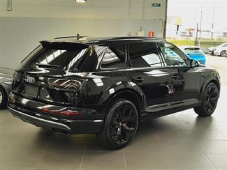 2016 Audi Q7 - Thumbnail