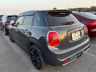 2017 Mini Cooper - Thumbnail