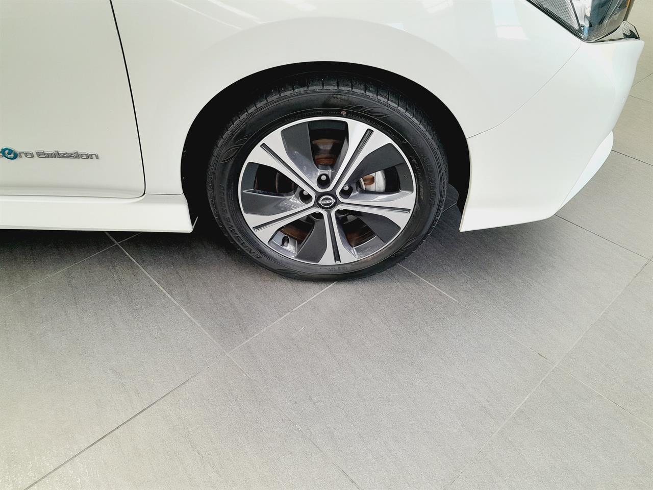 2022 Nissan Leaf