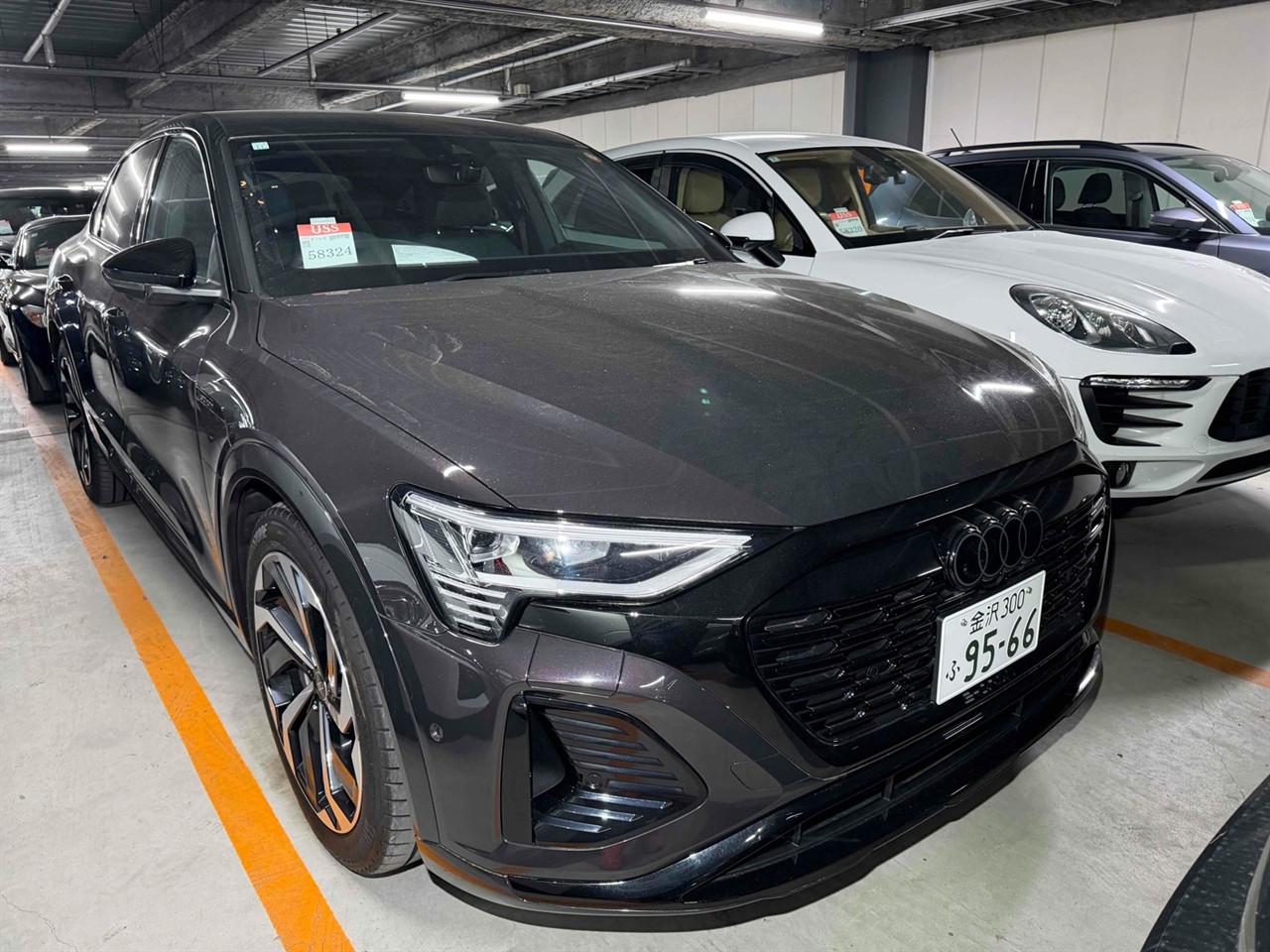 2023 Audi Q8