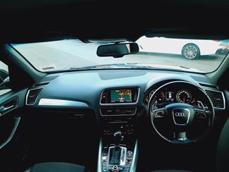 2009 Audi Q5 - Thumbnail