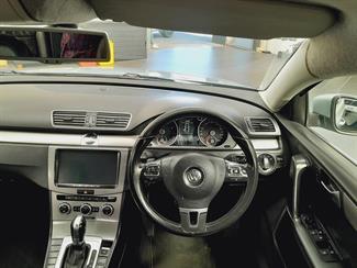 2015 Volkswagen Passat - Thumbnail