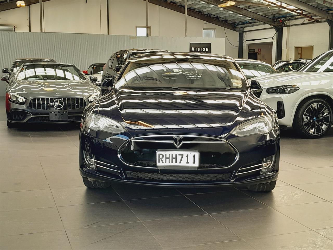 2015 Tesla Model S