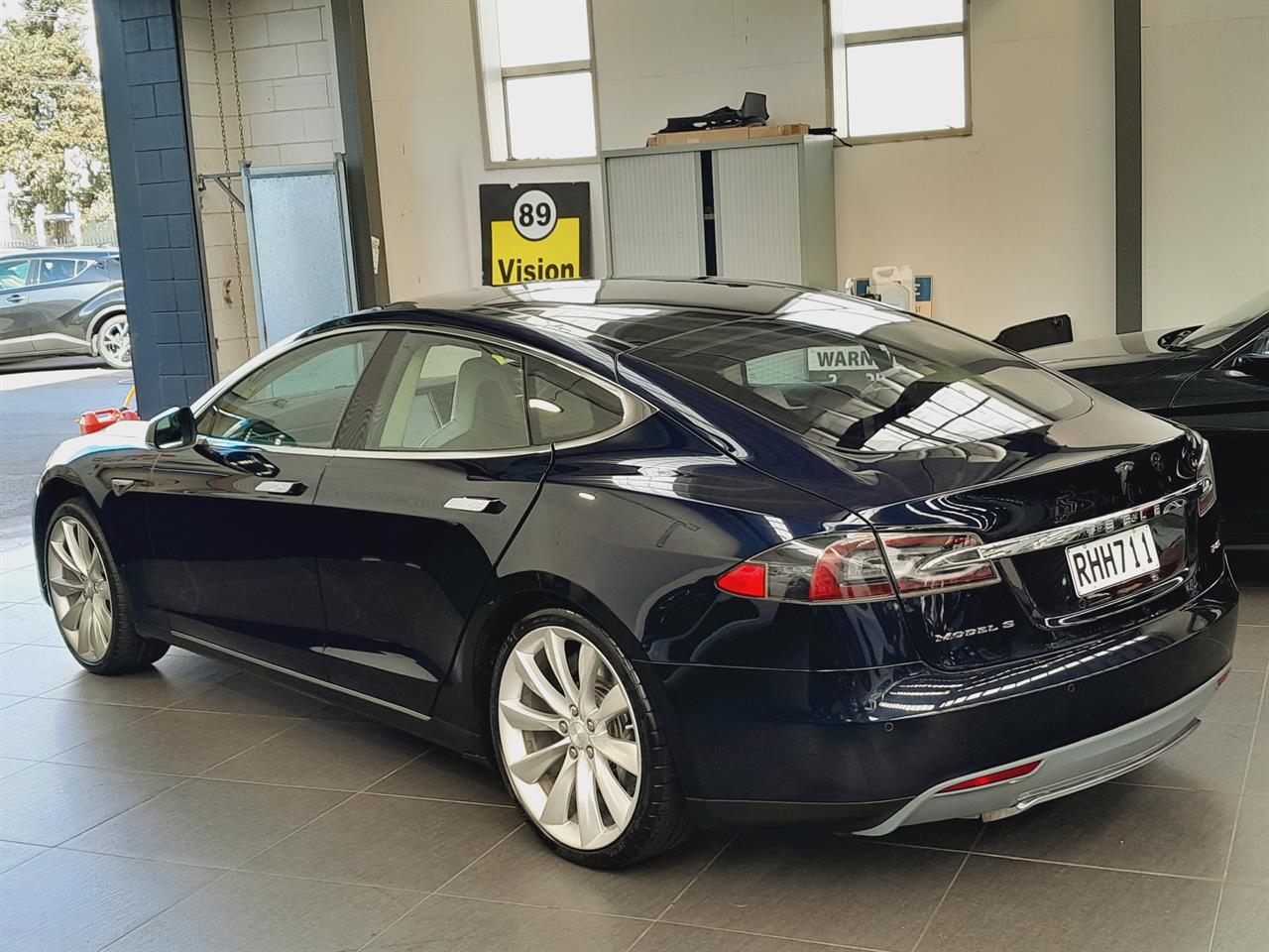 2015 Tesla Model S