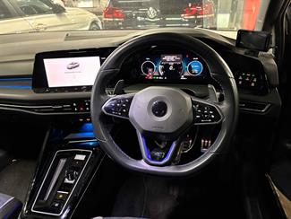 2023 Volkswagen Golf R - Thumbnail