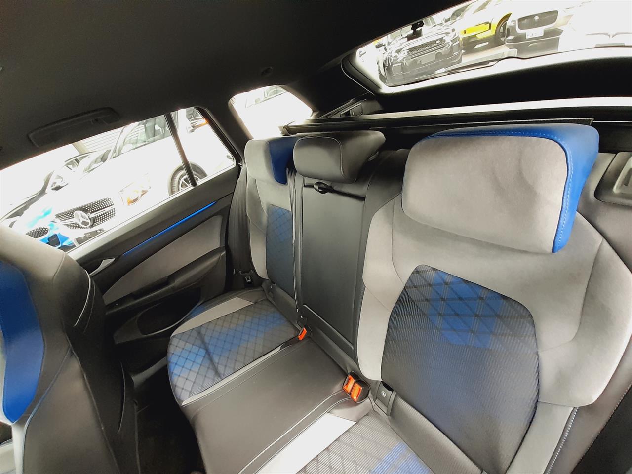 2023 Volkswagen Golf R