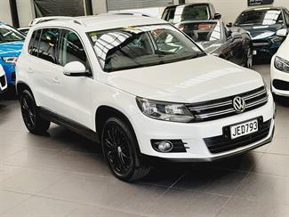 2015 Volkswagen Tiguan - Thumbnail