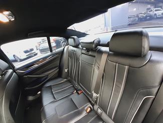 2017 BMW 530e - Thumbnail