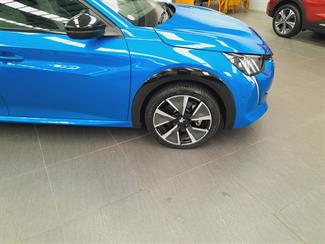2020 Peugeot e-208 - Thumbnail