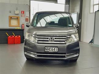 2012 Honda Step Wagon - Thumbnail