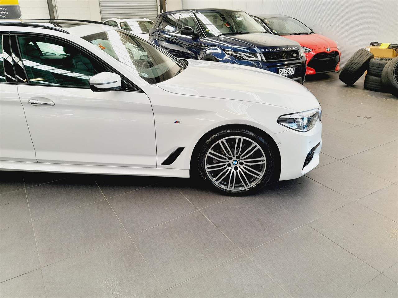 2017 BMW 523i