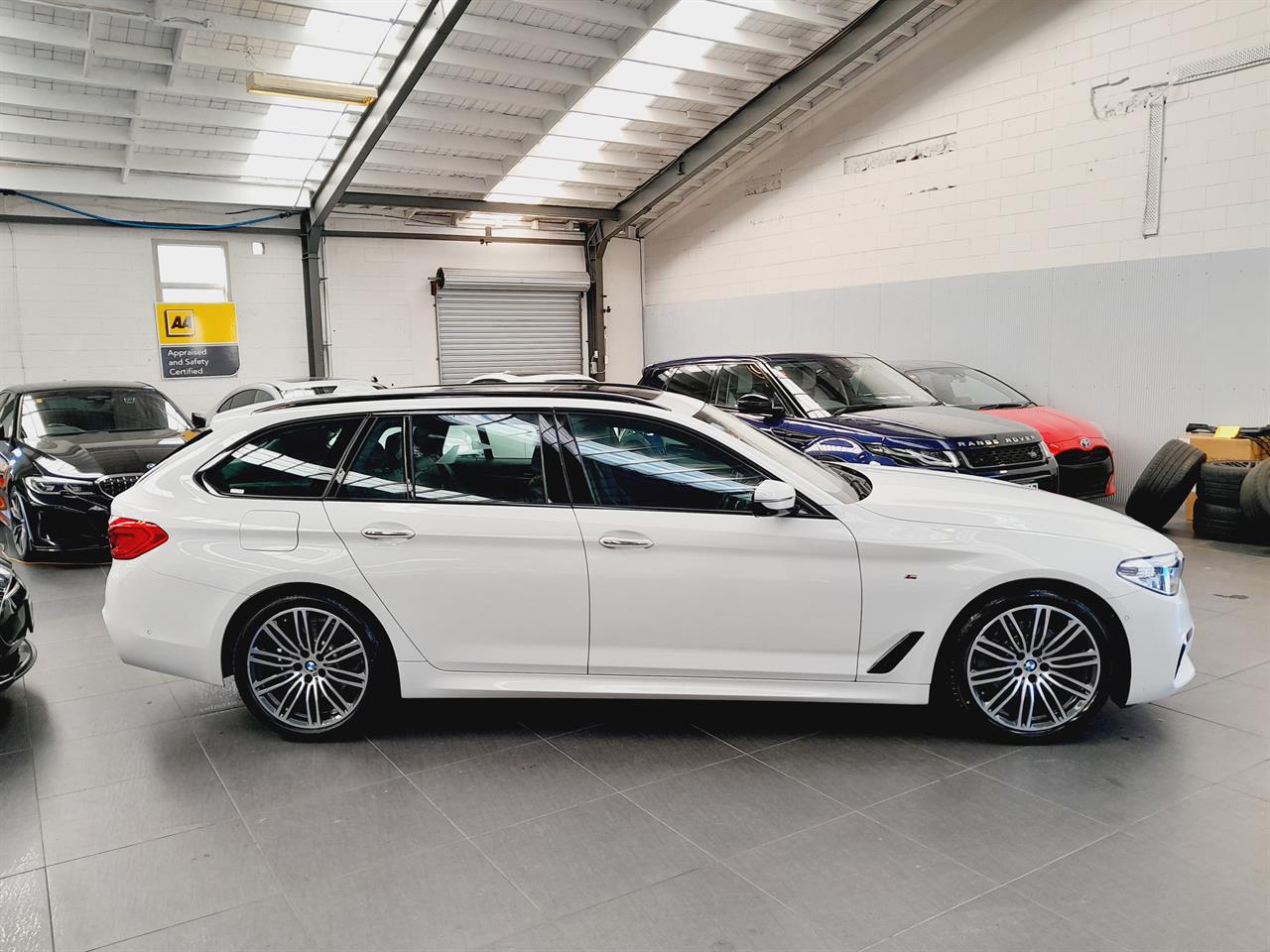 2017 BMW 523i