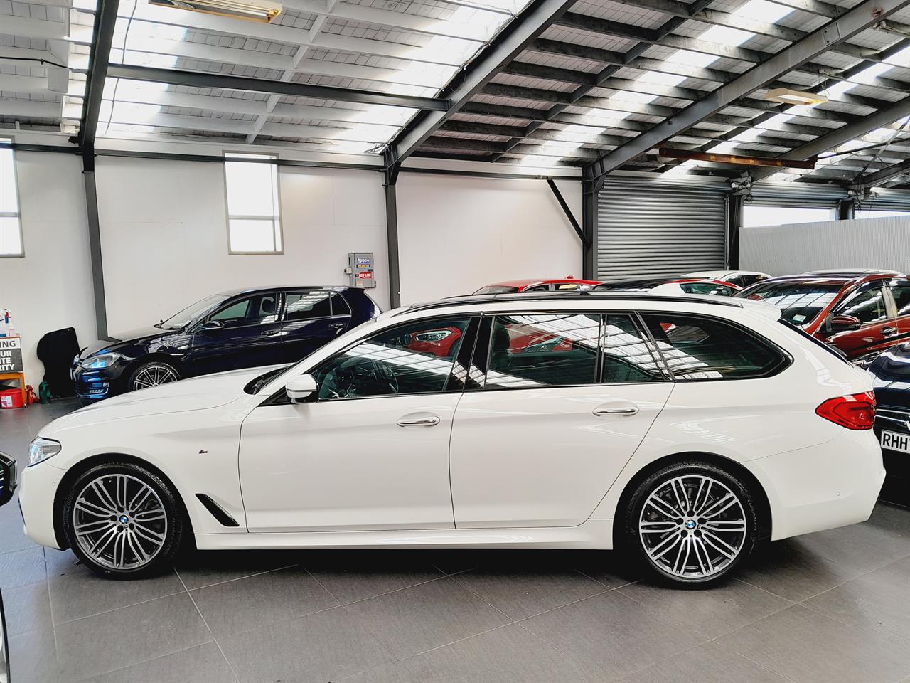 2017 BMW 523i