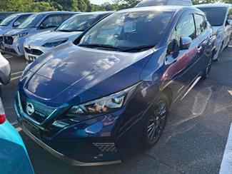 2022 Nissan Leaf - Thumbnail