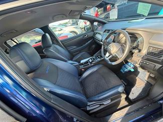 2022 Nissan Leaf - Thumbnail