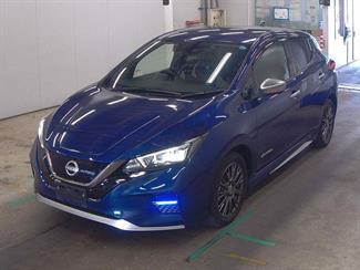 2022 Nissan Leaf - Thumbnail