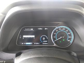 2022 Nissan Leaf - Thumbnail