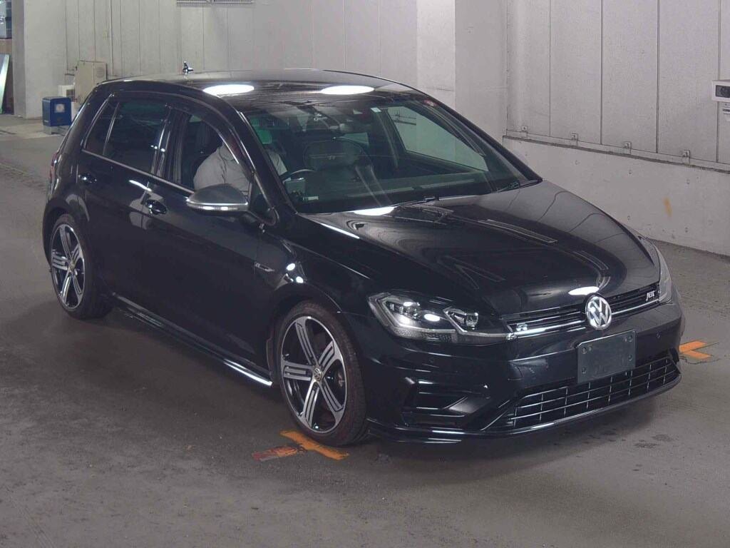 2018 Volkswagen Golf R
