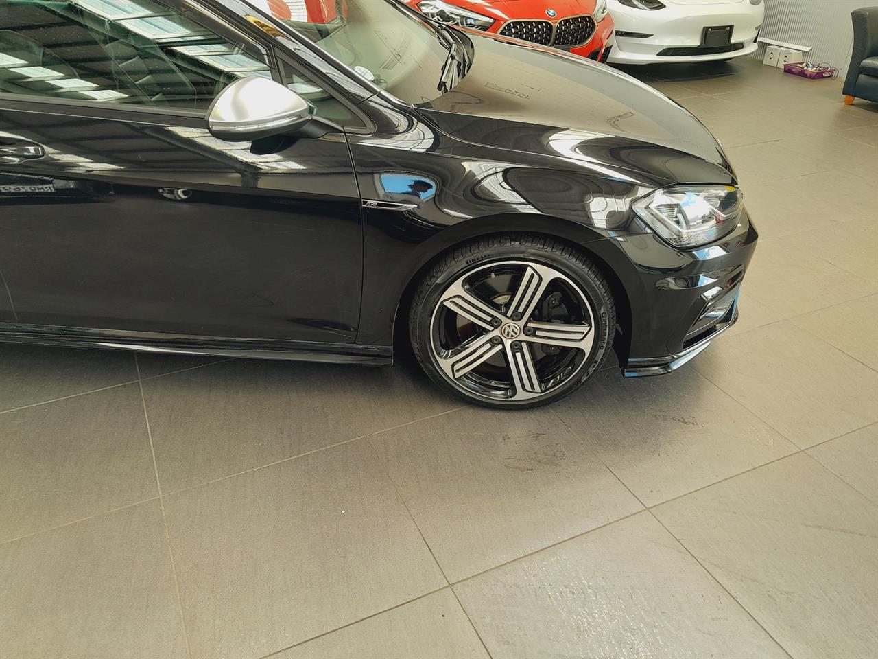 2018 Volkswagen Golf R