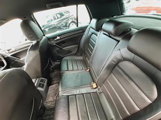 2018 Volkswagen Golf R - Thumbnail