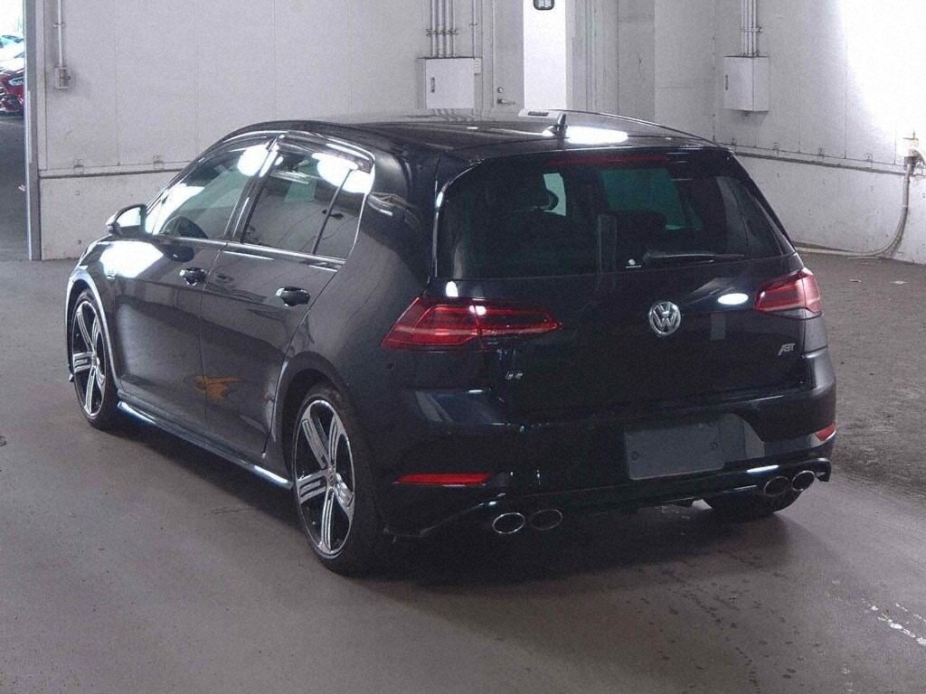 2018 Volkswagen Golf R