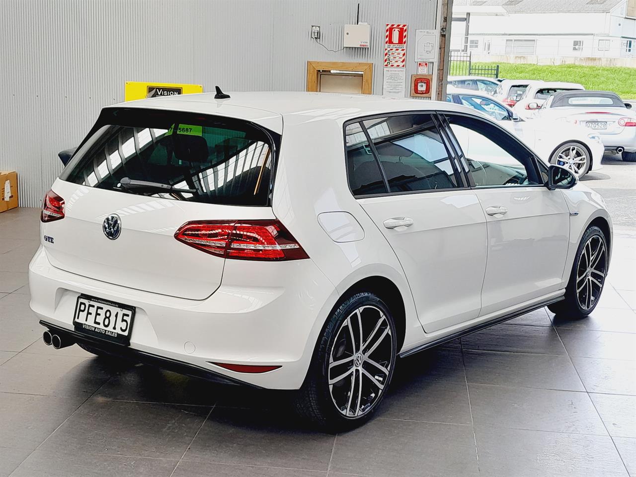 2016 Volkswagen Golf